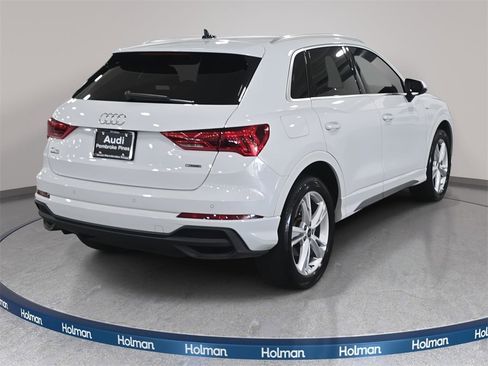 Used 2023 Audi Q3 2.0T Premium Plus w/ Premium Plus Package image 6