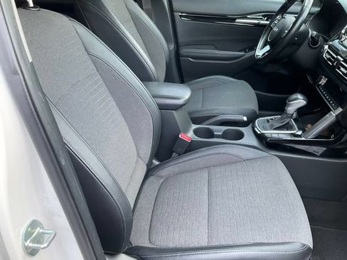 Used 2022 Kia Seltos S FWD image 9