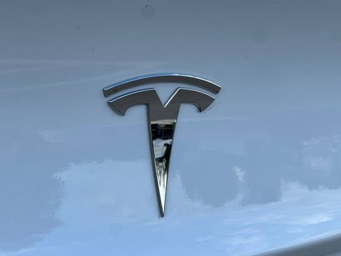 Used 2023 Tesla Model 3 Standard Range image 53