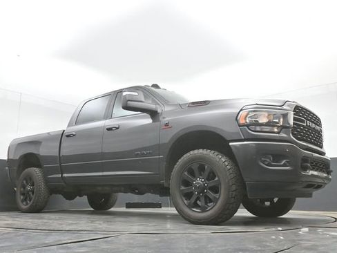 Used 2023 RAM 2500 Big Horn w/ Night Edition image 27