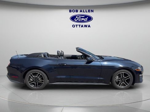 Used 2021 Ford Mustang Premium RWD image 17