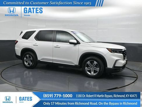 Certified 2023 Honda Pilot EX-L image 1