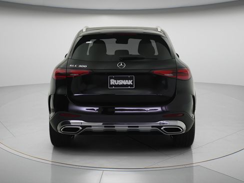 New 2026 Mercedes-Benz GLC 300 image 3