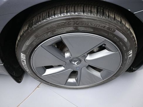 Used 2023 Tesla Model 3 Standard Range RWD image 12