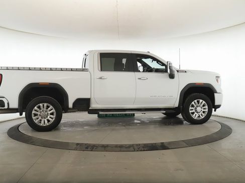 Used 2020 GMC Sierra 3500 Denali image 6