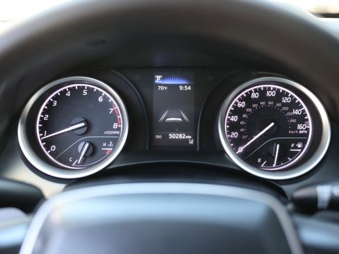 Used 2023 Toyota Camry LE FWD image 33