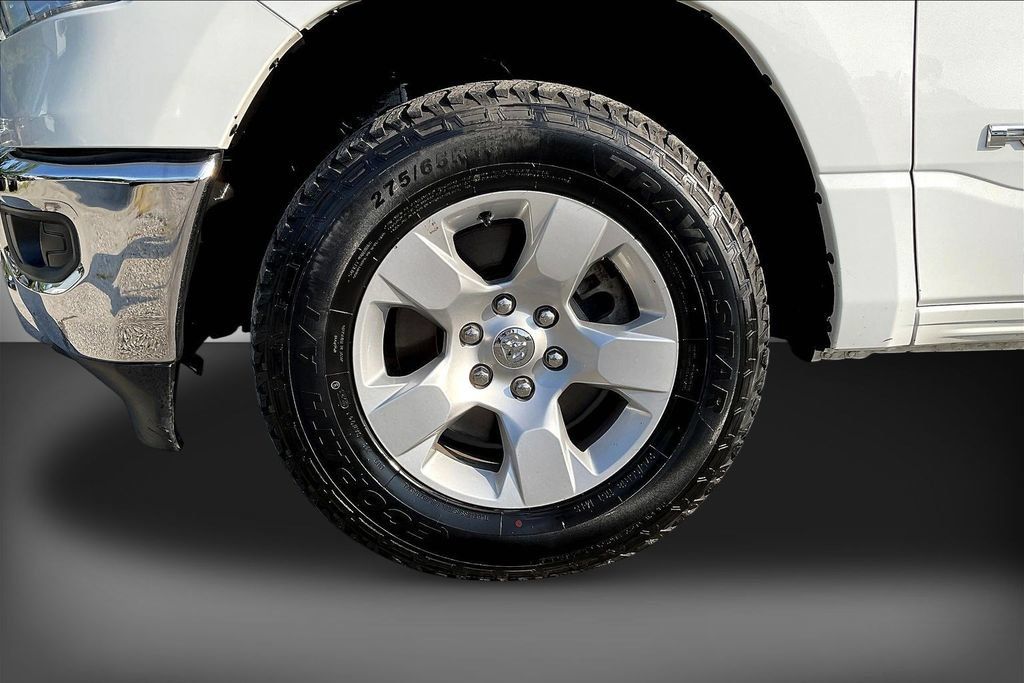 Used 2022 RAM 1500 Big Horn AWD/4WD image 33