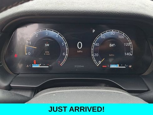 Used 2024 Jeep Grand Cherokee Laredo X w/ Trailer Tow Package AWD/4WD image 23