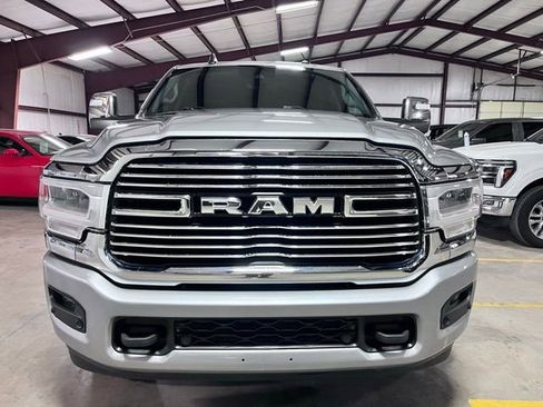 Used 2024 RAM 2500 Laramie w/ Safety Group AWD/4WD image 7