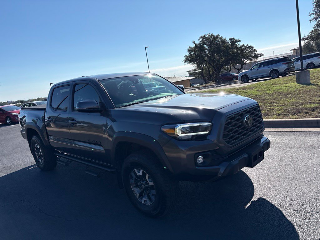 Used 2021 Toyota Tacoma TRD Off-Road w/ TRD Premium Off Road Package AWD/4WD image 7
