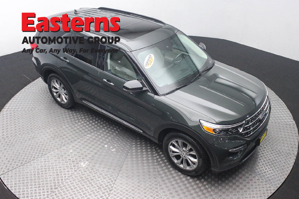 Used 2023 Ford Explorer XLT w/ Equipment Group 202A AWD/4WD image 4