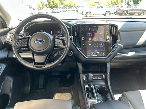 Used 2023 Subaru Ascent Onyx Edition AWD/4WD image 13