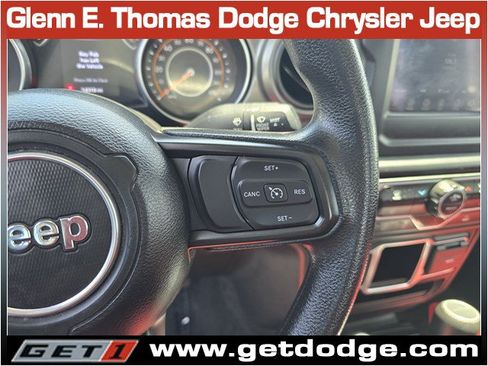 Certified 2023 Jeep Gladiator Sport AWD/4WD image 17