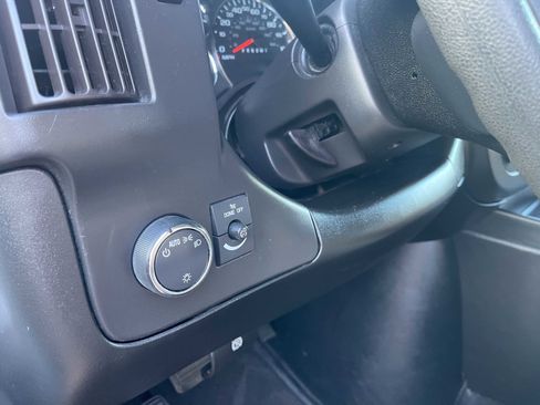 Used 2020 Chevrolet Express 2500 LT w/ LT Preferred Equipment Group image 21