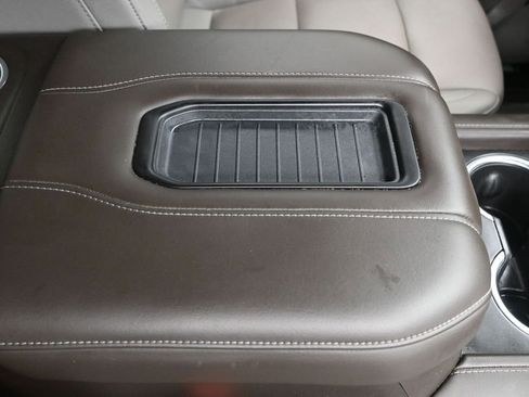 Used 2024 Chevrolet Tahoe LT RWD image 29