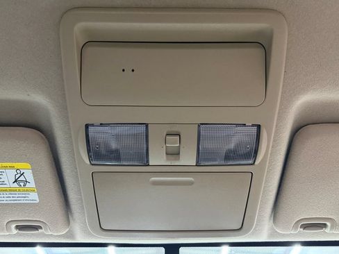 Used 2017 Nissan Frontier SV RWD image 40
