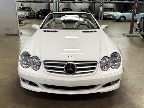 Used 2008 Mercedes-Benz SL 550 image 6