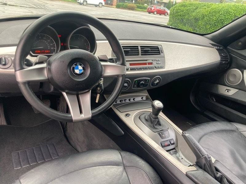Used 2003 BMW Z4 2.5i RWD image 17