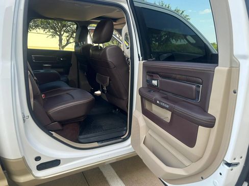 Used 2014 RAM 3500 Laramie Longhorn AWD/4WD image 25
