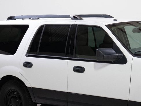 Used 2014 Ford Expedition XL RWD image 11