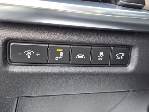 Used 2022 Kia Telluride EX w/ EX Premium Package image 18