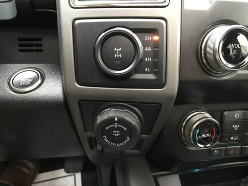 Used 2019 Ford F150 Raptor w/ Equipment Group 802A Luxury AWD/4WD image 23
