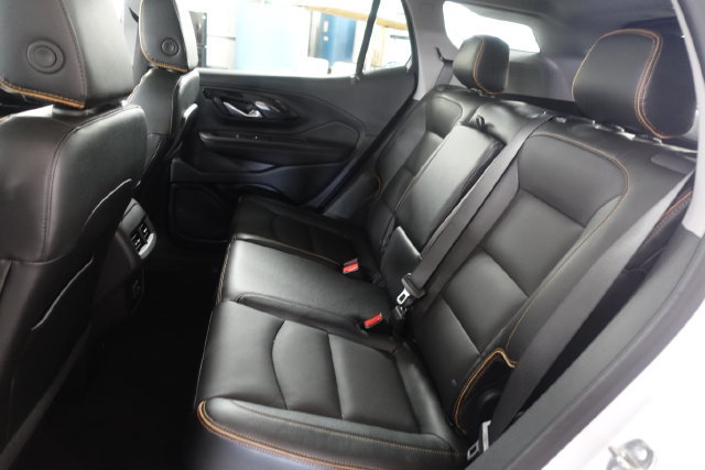 Used 2024 GMC Terrain AT4 w/ Tech Package AWD/4WD image 22