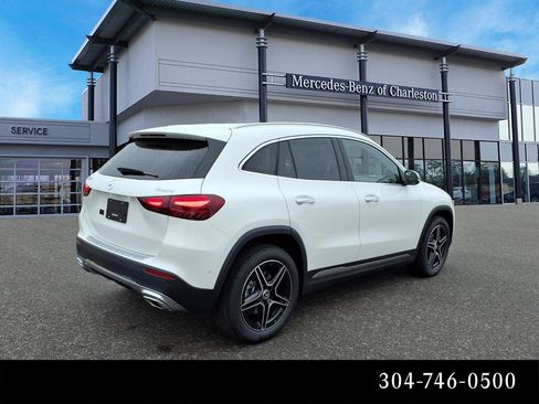 Used 2026 Mercedes-Benz GLA 250 4MATIC image 3