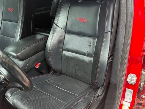 Used 2016 Dodge Durango R/T w/ Technology Group AWD/4WD image 16