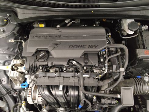 Used 2025 Hyundai Elantra Sport w/ Cargo Package FWD image 30