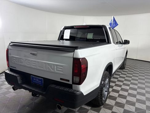 Used 2025 Honda Ridgeline TrailSport image 7
