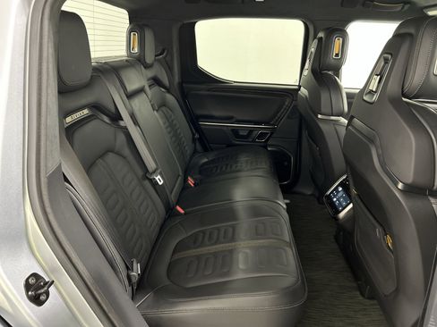 Used 2023 Rivian R1T Adventure image 22