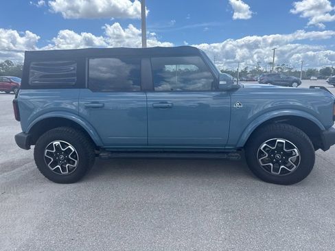 Used 2021 Ford Bronco Outer Banks image 3