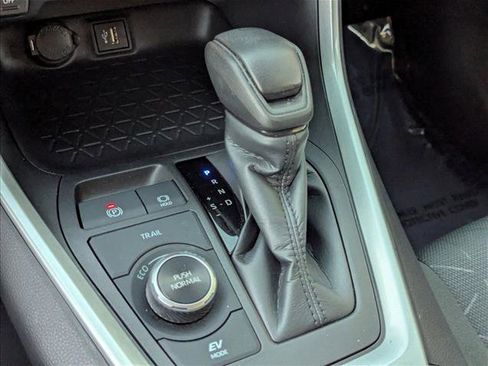 Certified 2024 Toyota RAV4 AWD Hybrid image 11