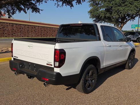 New 2026 Honda Ridgeline TrailSport image 4