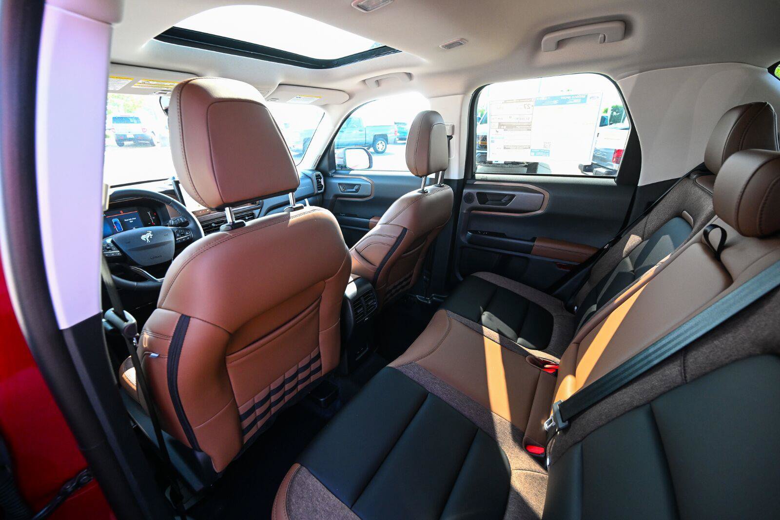 New 2026 Ford Bronco Sport Outer Banks w/ Outer Banks Tech Package+ AWD/4WD image 18