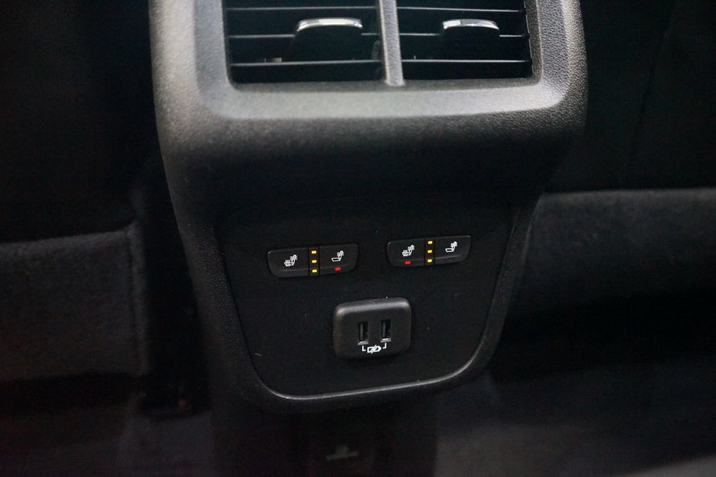 Used 2020 Chevrolet Equinox Premier AWD/4WD image 15