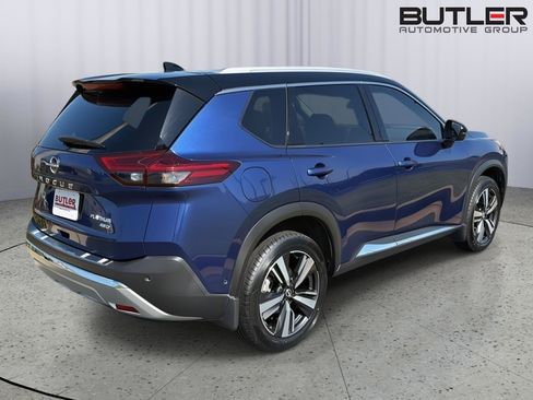 Used 2023 Nissan Rogue Platinum AWD/4WD image 6