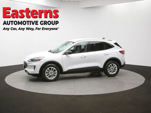 Used 2022 Ford Escape SE image 57