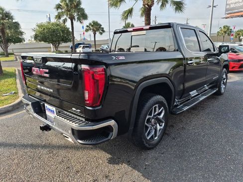 Used 2024 GMC Sierra 1500 SLT AWD/4WD image 5