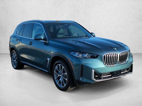 Certified 2026 BMW X5 xDrive40i AWD/4WD image 3