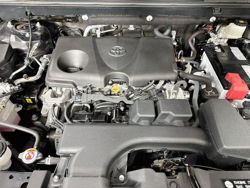 Used 2023 Toyota RAV4 XLE Premium AWD/4WD image 32