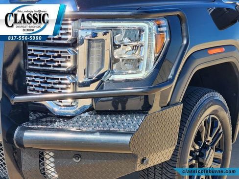 Used 2021 GMC Sierra 2500 Denali w/ Denali Black Diamond Edition image 28