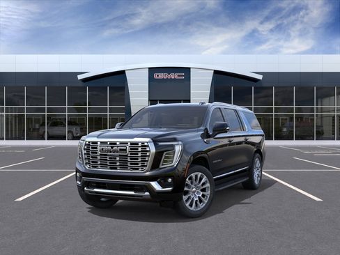 New 2026 GMC Yukon XL Denali w/ Advanced Technology Package AWD/4WD image 8