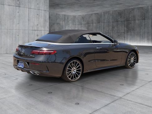 Used 2023 Mercedes-Benz E 450 4MATIC Cabriolet image 5