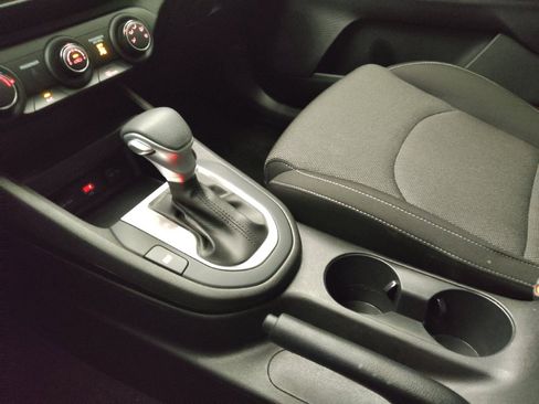 Used 2022 Kia Forte LXS image 26