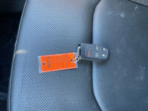 Used 2025 Jeep Compass Limited w/ Elite Group image 17