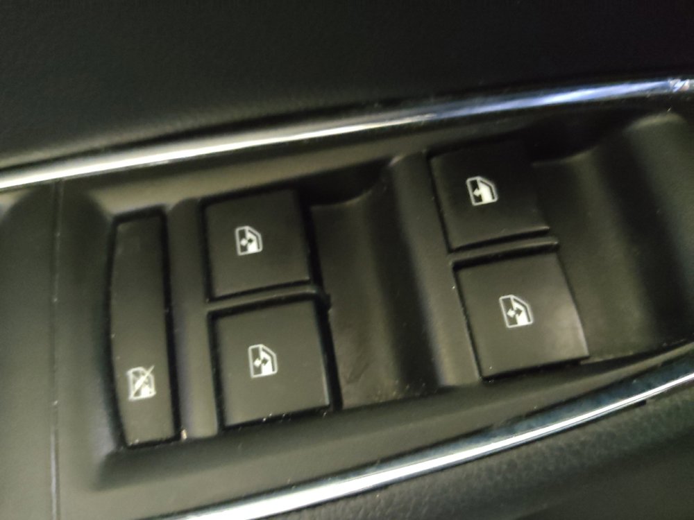 Used 2016 Chevrolet Cruze Premier FWD image 27