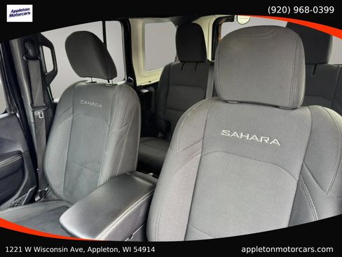Used 2019 Jeep Wrangler Unlimited Sahara w/ Safety Group image 21
