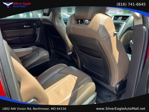 Used 2015 GMC Acadia SLT FWD image 9